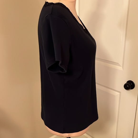 White Stag vintage lace trimmed black knit tee size medium - Picture 3 of 5